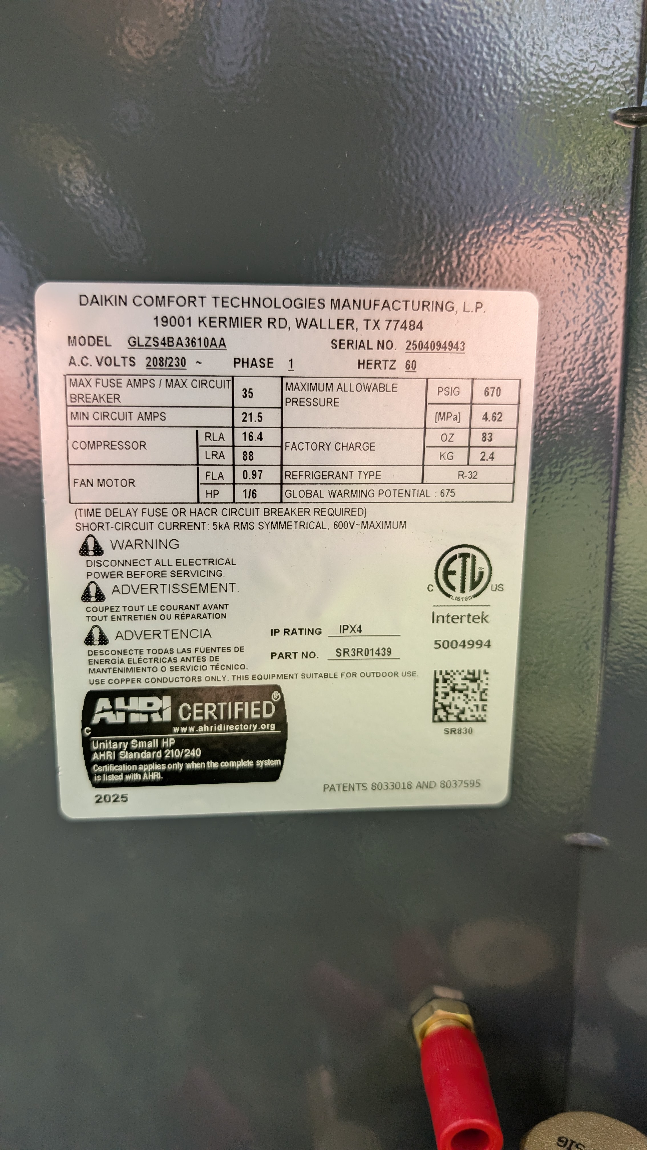 Daikin GLZS4BA3610AA heat pump data plate R-32 refrigerant 2025 model